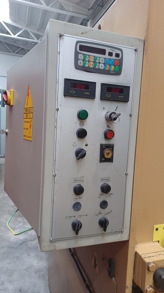 FARINA cfo 308  1996