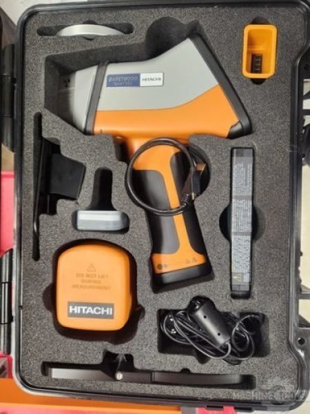HITACHI XMET-8000  2025