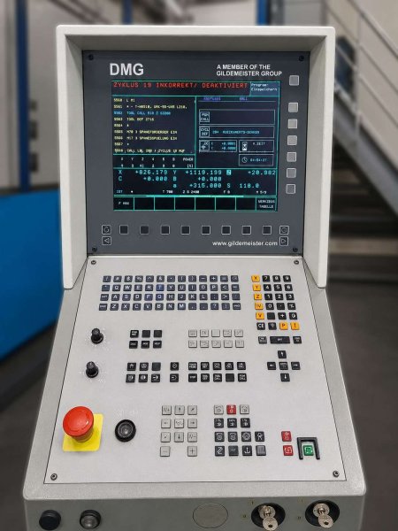DECKEL MAHO DMU 200 P  2000