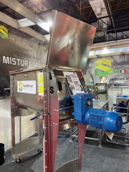 SUPERBIO ITALY SRL  Miscelatore a nastro elicoidale- Capacità 200L  2026
