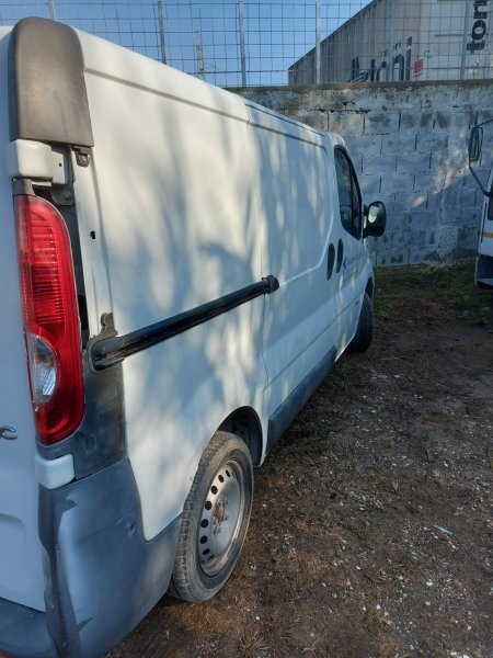 RENAULT TRAFIC DCI 115  2011