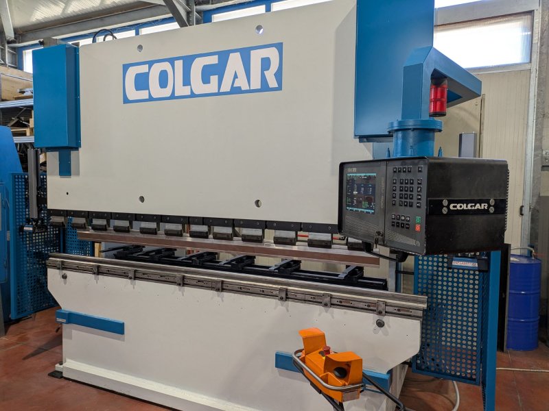 COLGAR 3000 x 100 ton  2026