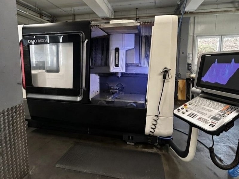 DMG MORI DMC 850 V  2015